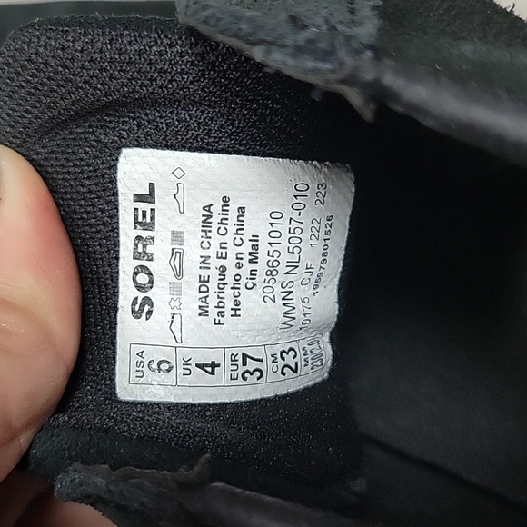 Sorel Size 6 Black Out N About Pull On Wedge Booties - Picture 10 of 10